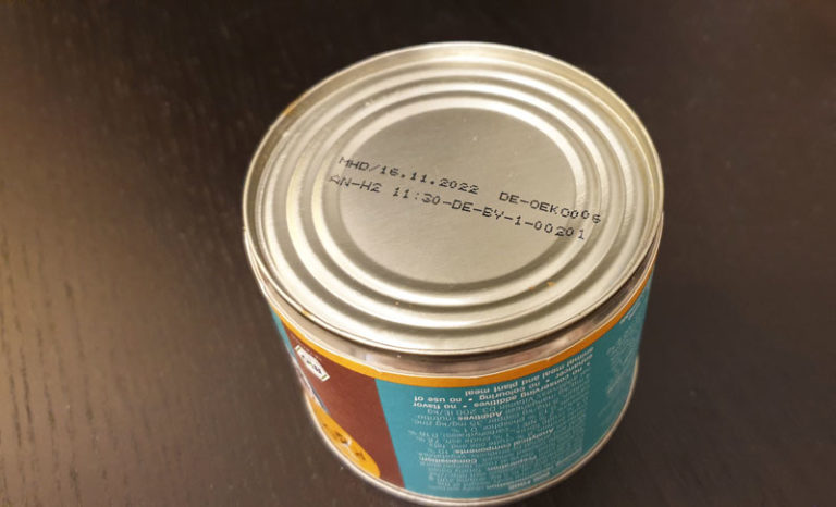 Mehr über den Artikel erfahren MHD vom Hundefutter abgelaufen – wie lange ist es noch haltbar?